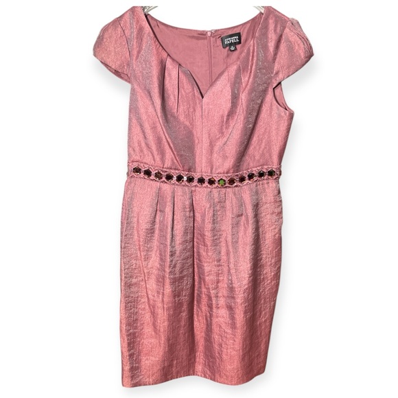 Elegant Pink Dress - Picture 2 of 3